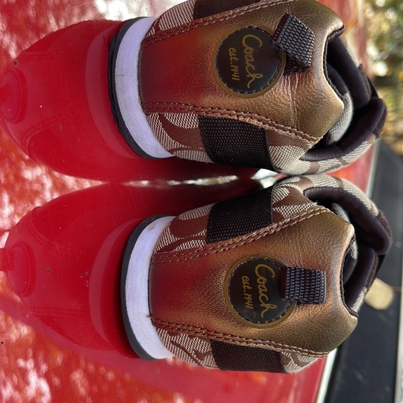 Coach sneakers Sz 7 - Picture 9 of 9